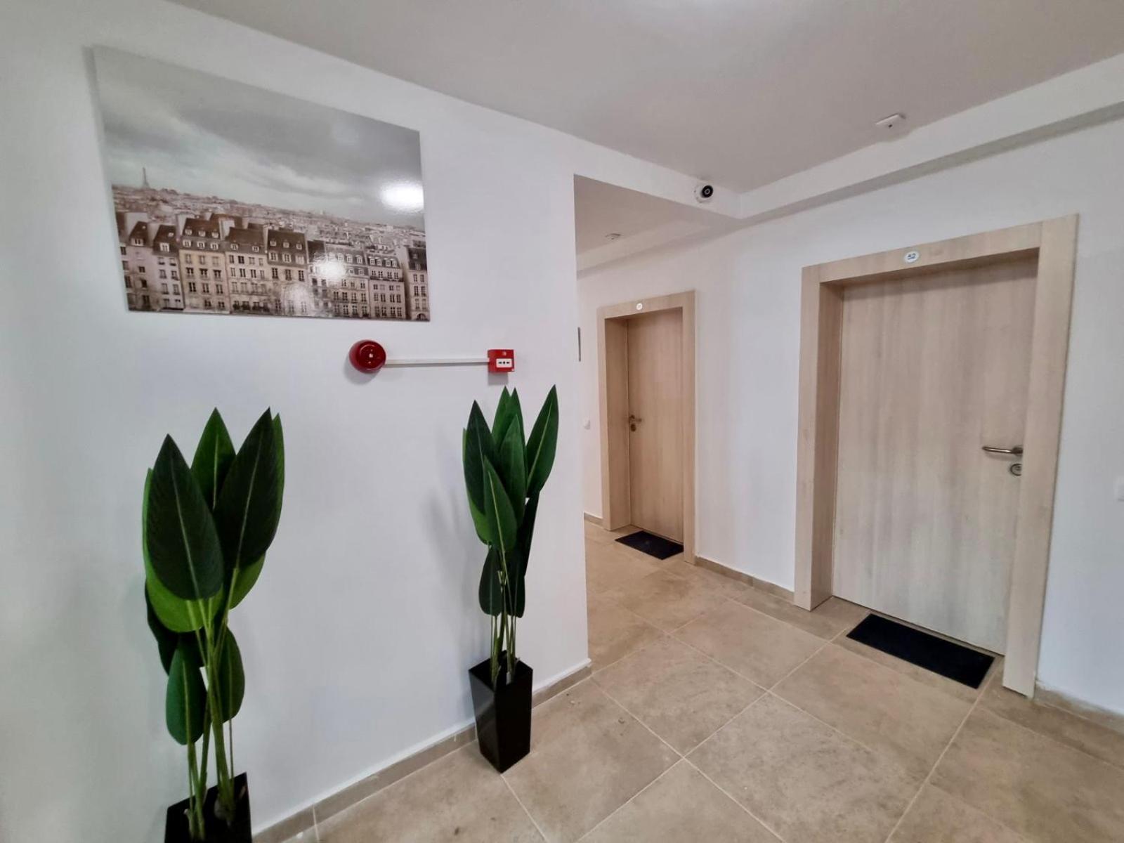 Best Family Apartments & Private Parking Sofia Exterior foto